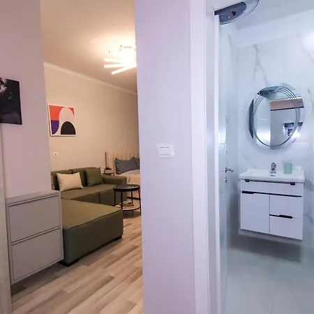 Nazari 2 Appartamento *